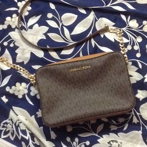 Michael Kors cross body purse